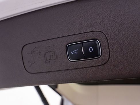 Used 2024 Lincoln Aviator Reserve w/ Equipment Group 201A image 38