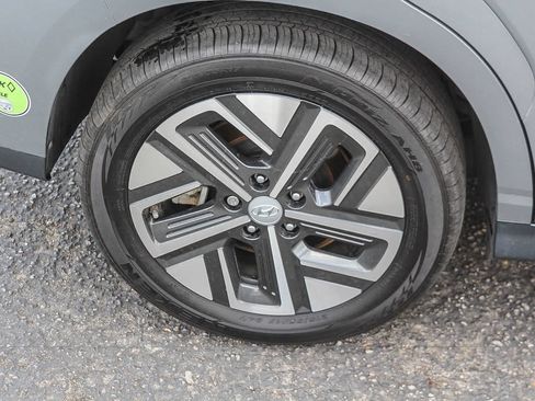 Certified 2023 Hyundai Kona SE FWD image 11