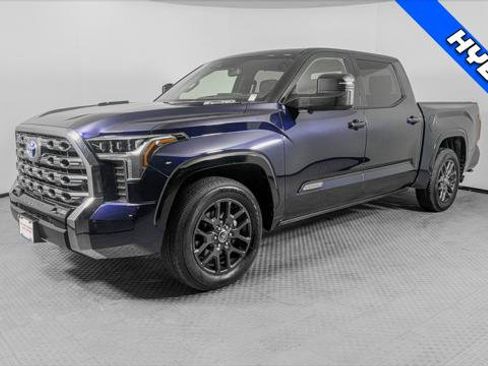 Used 2022 Toyota Tundra Platinum w/ Advanced Package RWD image 2