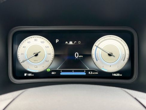 Used 2023 Hyundai Kona SEL w/ Cargo Package image 9