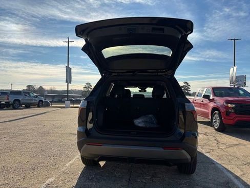 New 2026 Chevrolet Equinox LT w/ Convenience Package II image 15