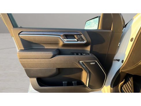 New 2026 Chevrolet Silverado 1500 LTZ w/ LTZ Premium Package AWD/4WD image 26