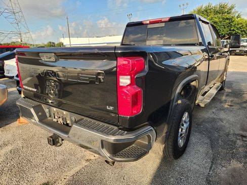 Used 2024 Chevrolet Silverado 2500 LT w/ Convenience Package RWD image 5