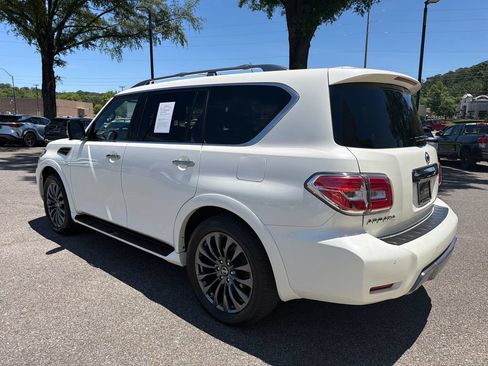 Used 2020 Nissan Armada Platinum w/ Platinum Reserve Package RWD image 9