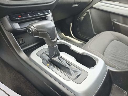 Used 2020 Chevrolet Colorado LT AWD/4WD image 27