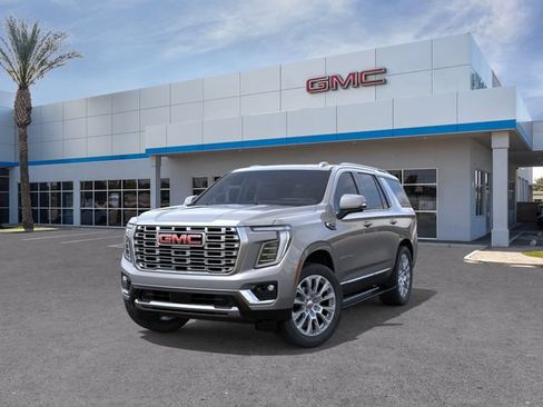 New 2026 GMC Yukon Denali w/ Sun & Power Step Package AWD/4WD image 8