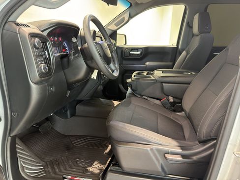 Used 2019 Chevrolet Silverado 1500 Custom Trail Boss w/ Custom Convenience Package image 14