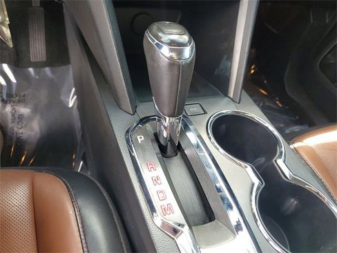 Used 2017 GMC Terrain SLT w/ Open Road Package image 23