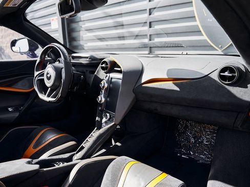 Used 2020 McLaren 720S Performance image 44