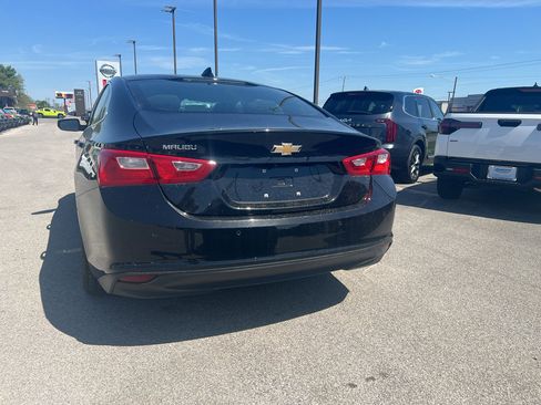 Used 2024 Chevrolet Malibu LS FWD image 4