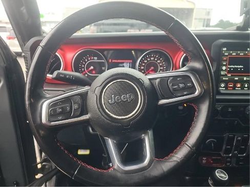 Used 2021 Jeep Wrangler Unlimited Rubicon w/ Xtreme Recon 35" Tire Package AWD/4WD image 5