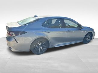Used 2024 Toyota Camry SE video 2