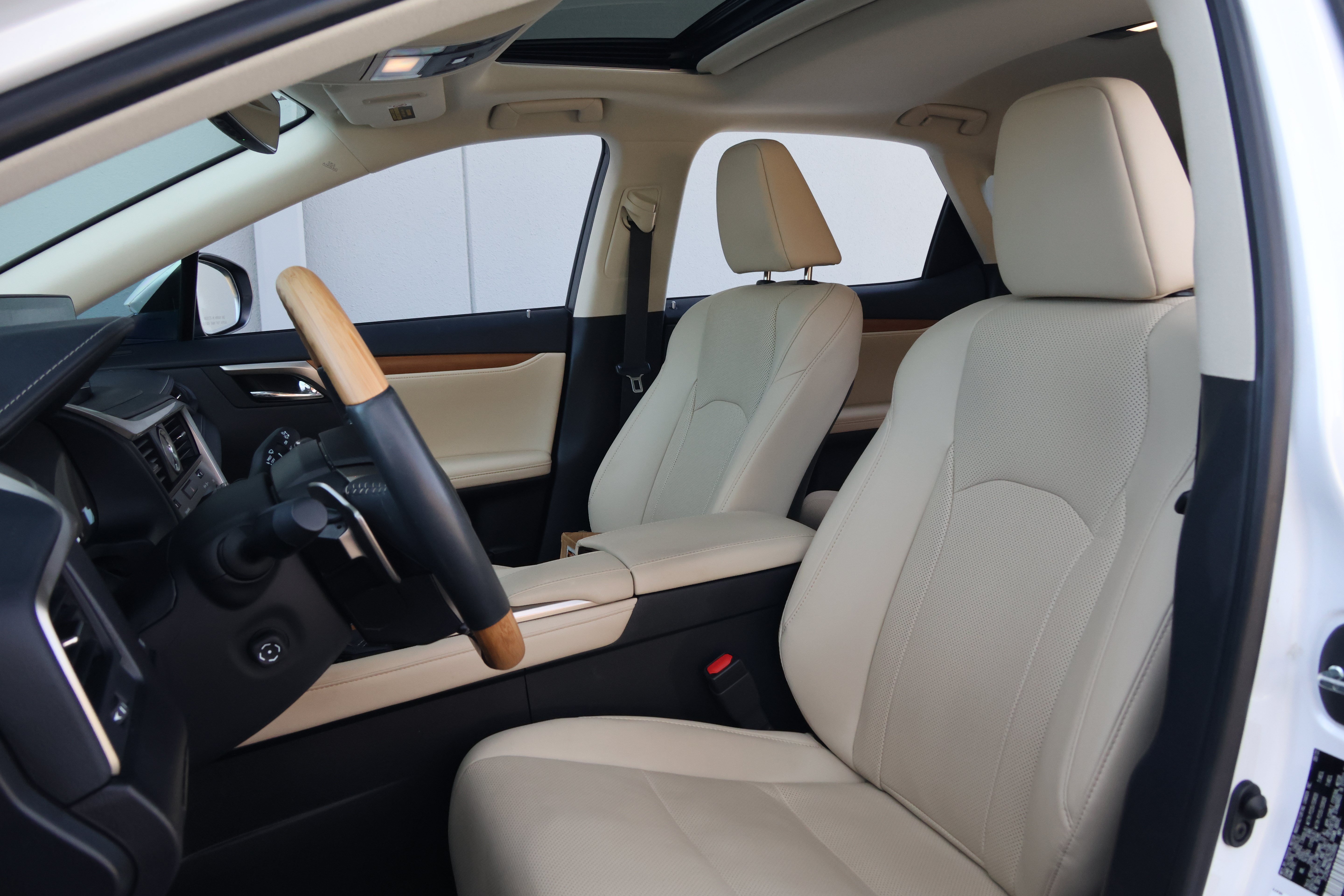 Used 2022 Lexus RX 350 FWD w/ Premium Package image 34