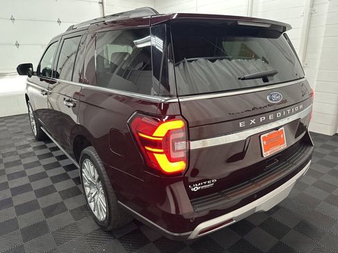 Used 2024 Ford Expedition Limited image 7