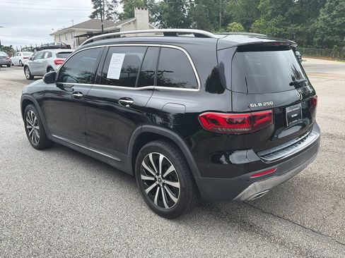 Used 2021 Mercedes-Benz GLB 250 image 5