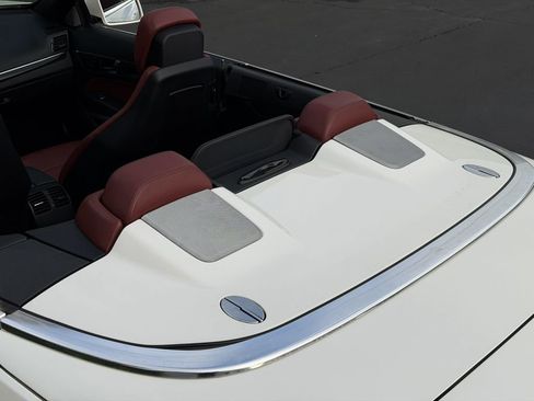 Used 2012 Mercedes-Benz E 550 E550 image 38