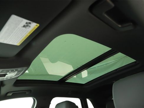 New 2025 Audi Q3 2.0T Premium image 26