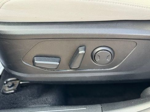 Used 2025 Hyundai Tucson SEL FWD image 10