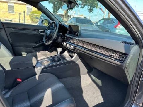 Used 2024 Honda Civic Sport image 17