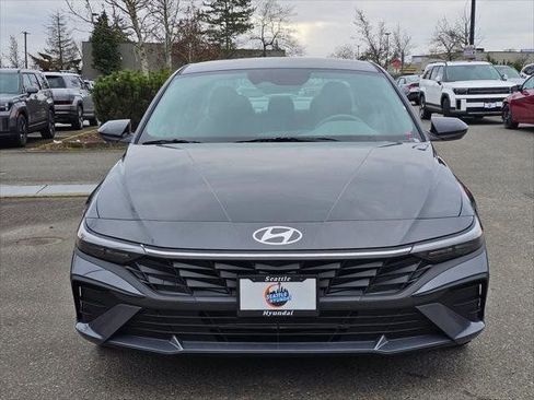 New 2026 Hyundai Elantra Sport FWD image 2