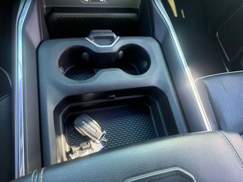 Used 2022 RAM 2500 Laramie image 32