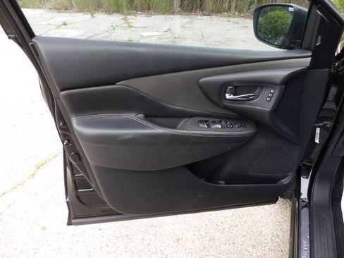Used 2019 Nissan Murano SL AWD/4WD image 19