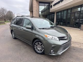 Used 2018 Toyota Sienna XLE w/ XLE Navigation Package 360° Tour