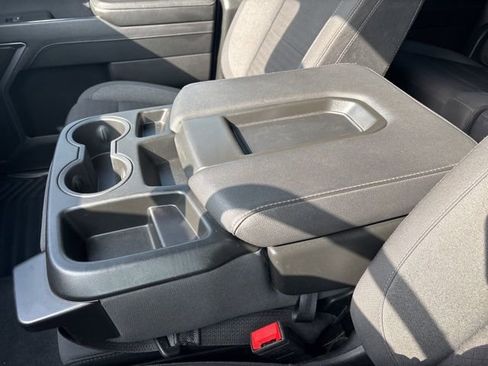 Used 2025 Chevrolet Silverado 1500 LT RWD image 41