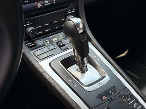 Used 2019 Porsche 718 Cayman RWD image 19