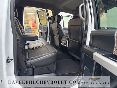 Used 2019 Ford F250 Lariat w/ Chrome Package image 27