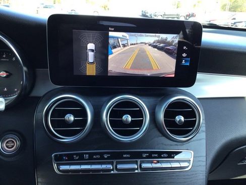 Used 2021 Mercedes-Benz GLC 300 GLC 300 image 20