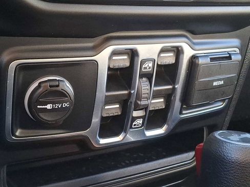 Used 2021 Jeep Wrangler Unlimited Sport image 24