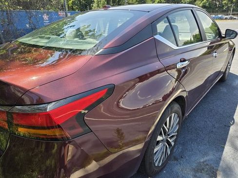 Certified 2025 Nissan Altima 2.5 SV FWD image 8