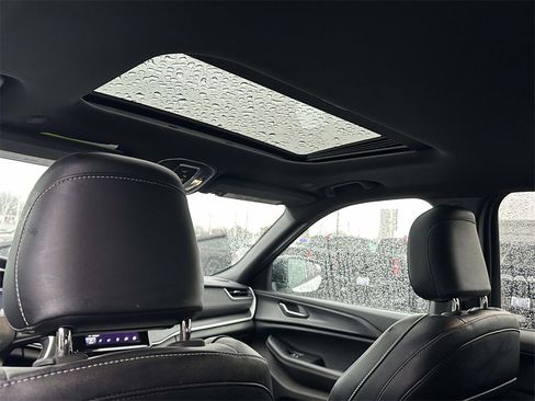 Used 2024 Jeep Grand Cherokee Altitude image 14