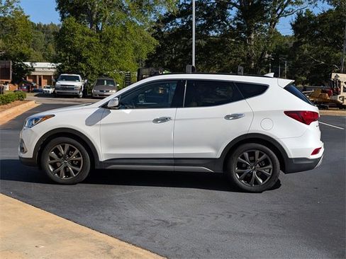 Used 2017 Hyundai Santa Fe Sport image 13