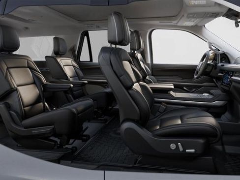 New 2025 Lincoln Navigator Reserve image 28