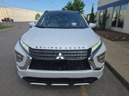 Used 2025 Mitsubishi Eclipse Cross SEL image 9