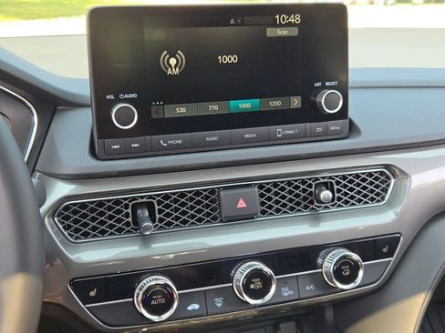 New 2025 Acura Integra Base image 27