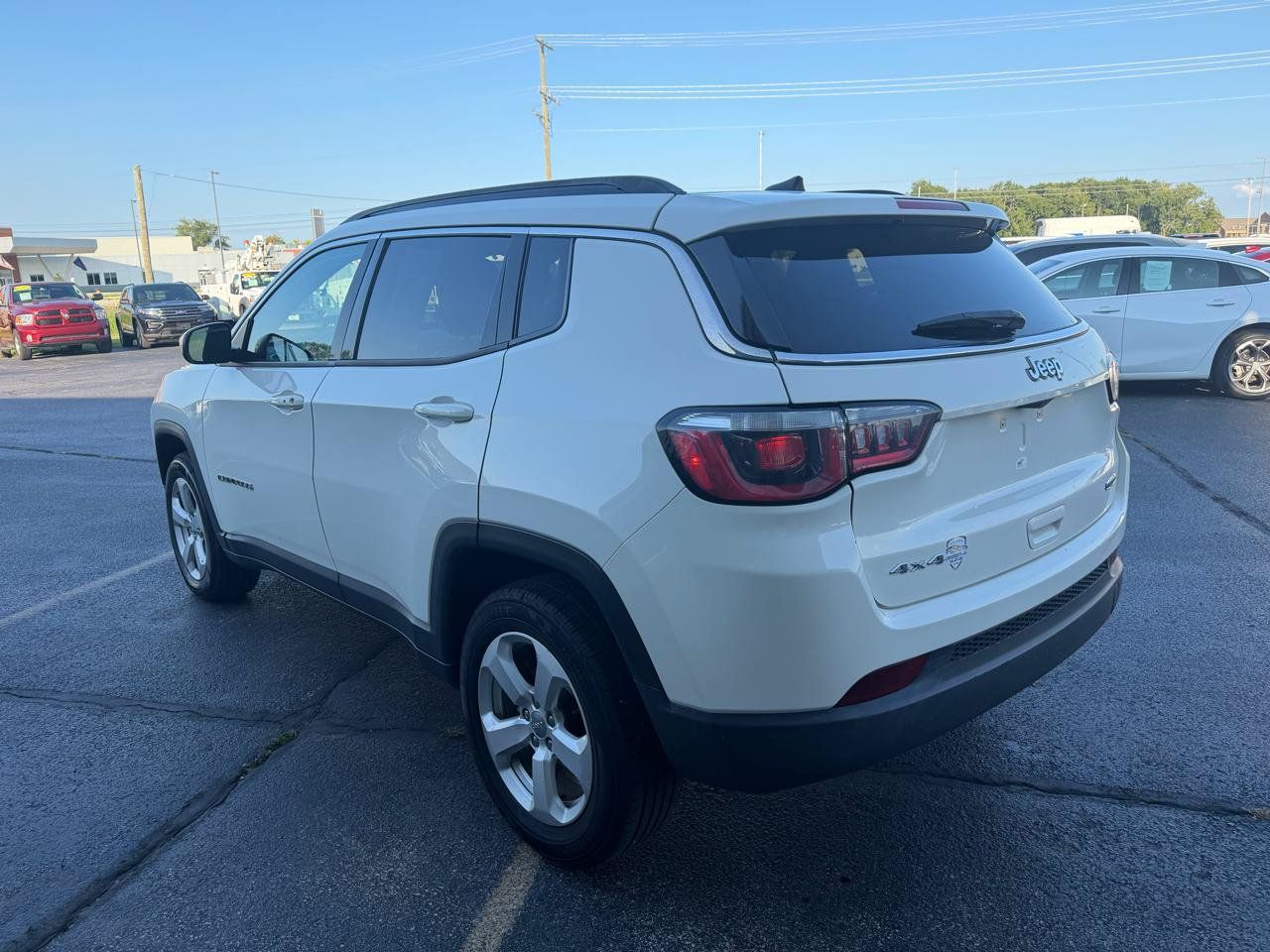 Used 2018 Jeep Compass Latitude w/ Popular Equipment Group AWD/4WD image 5
