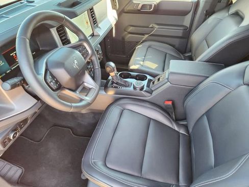 New 2025 Ford Bronco Outer Banks image 13