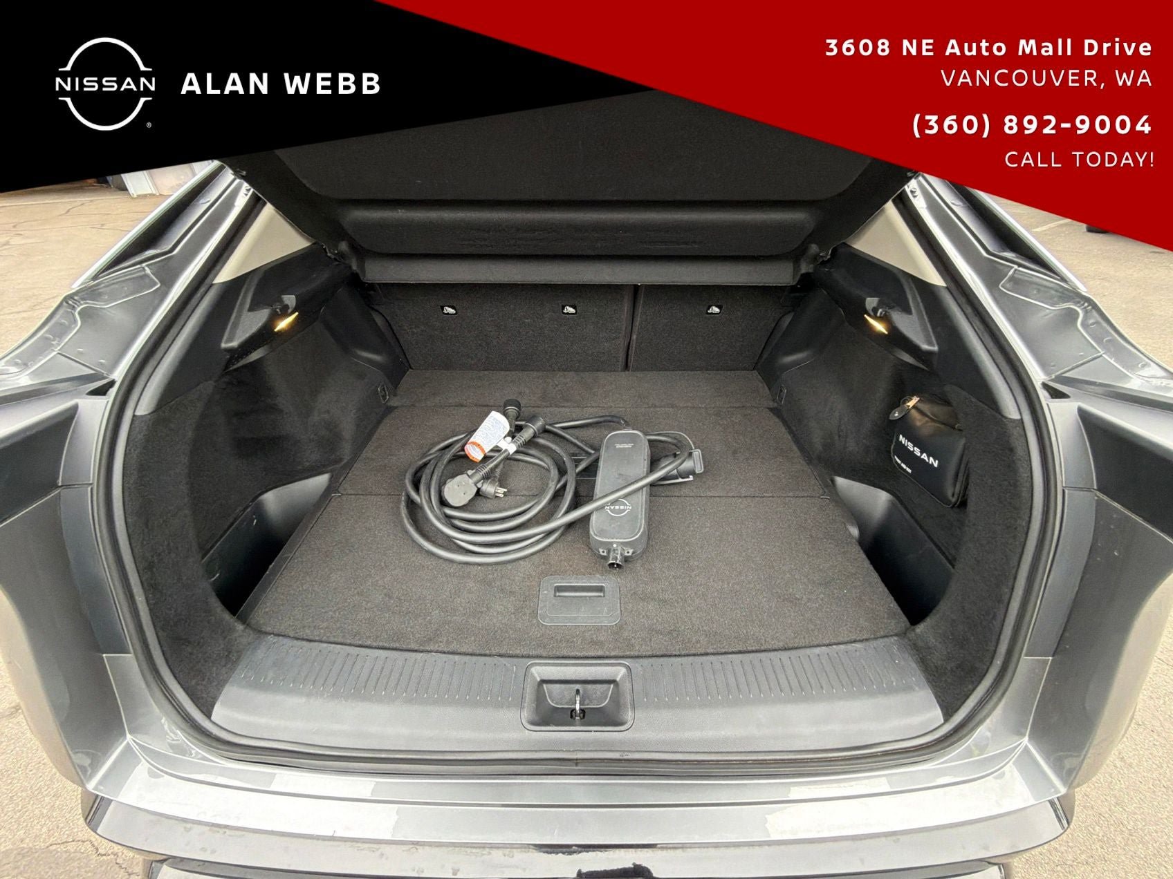 Used 2024 Nissan Ariya FWD image 35