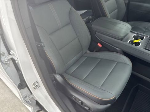 New 2026 GMC Acadia AT4 w/ LPO, Floor Liner Package AWD/4WD image 29