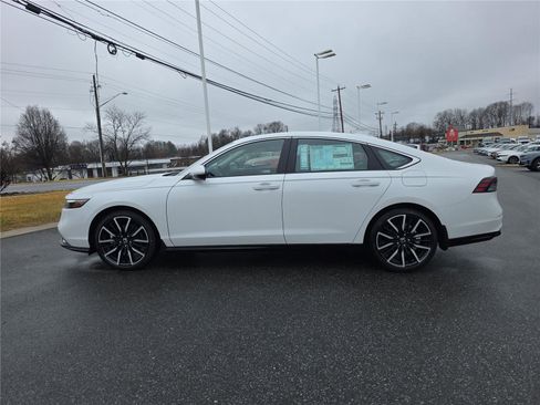 New 2026 Honda Accord Touring image 3