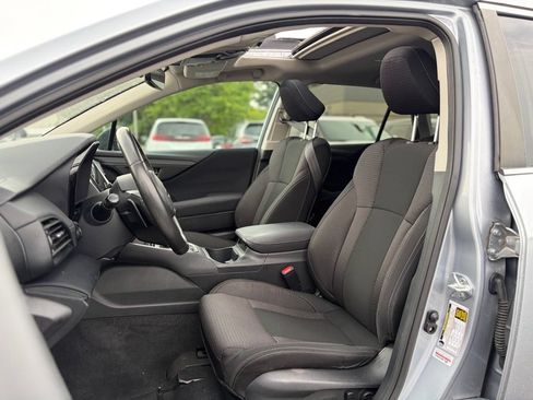 Used 2024 Subaru Outback Premium AWD/4WD image 24