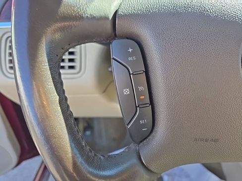 Used 2008 Buick LaCrosse CXL w/ Driver Confidence Package image 11