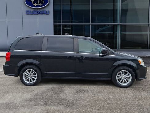 Used 2019 Dodge Grand Caravan SXT FWD image 8