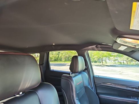 Used 2019 Jeep Grand Cherokee Trailhawk AWD/4WD image 12