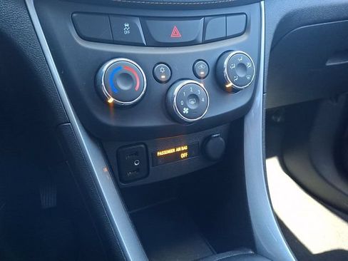 Certified 2019 Chevrolet Trax LT FWD image 15