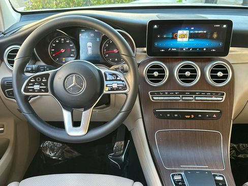 Used 2022 Mercedes-Benz GLC 300 image 28
