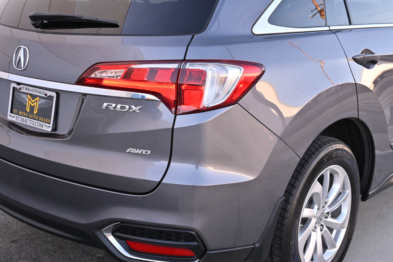 Used 2018 Acura RDX w/ Tech & AcuraWatch Plus Pack AWD/4WD image 35